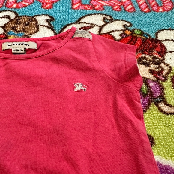 Burberry pink tee 🩷 - Picture 2 of 6